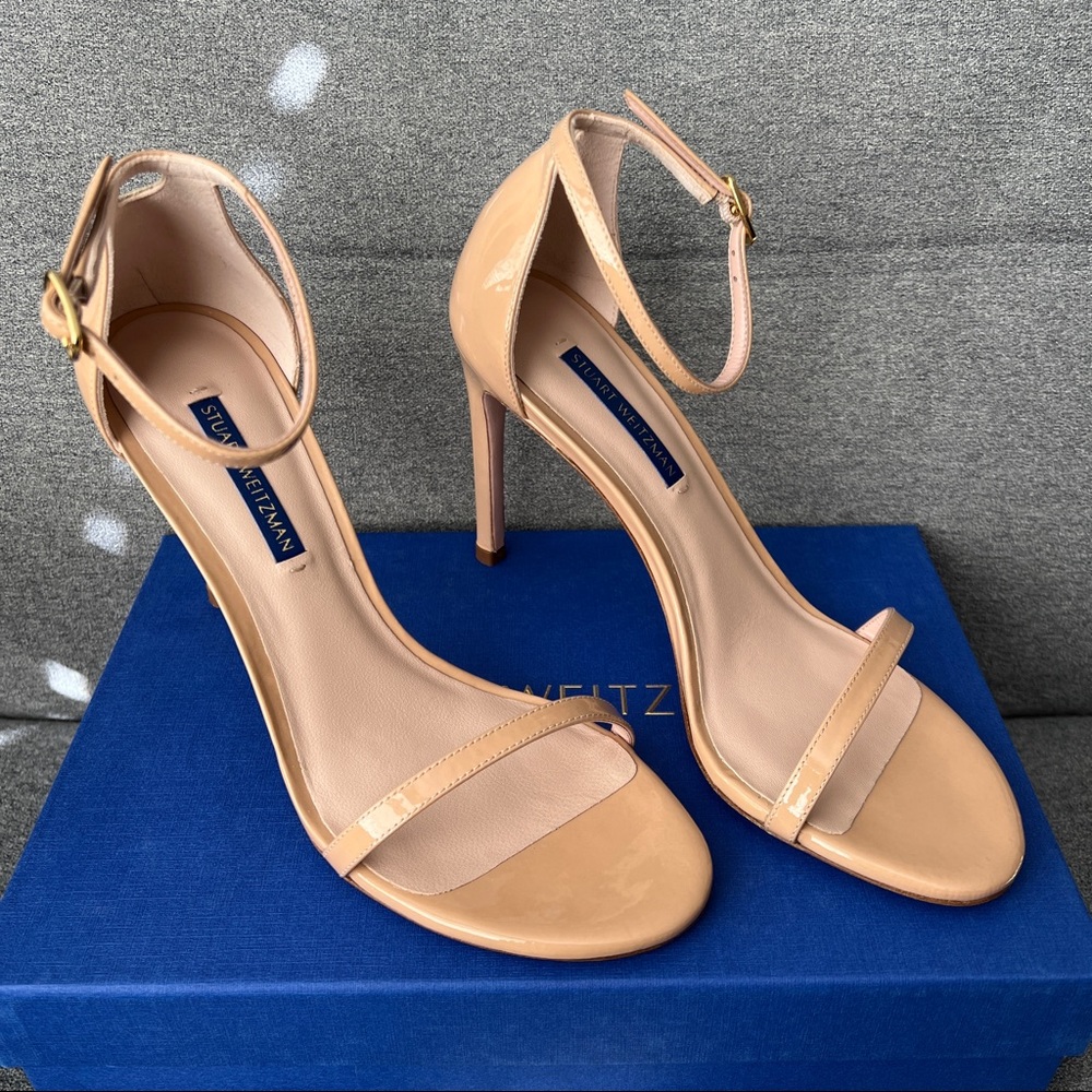 NEW Stuart Weitzman Nudistsong Sandals 7.5 M Beige